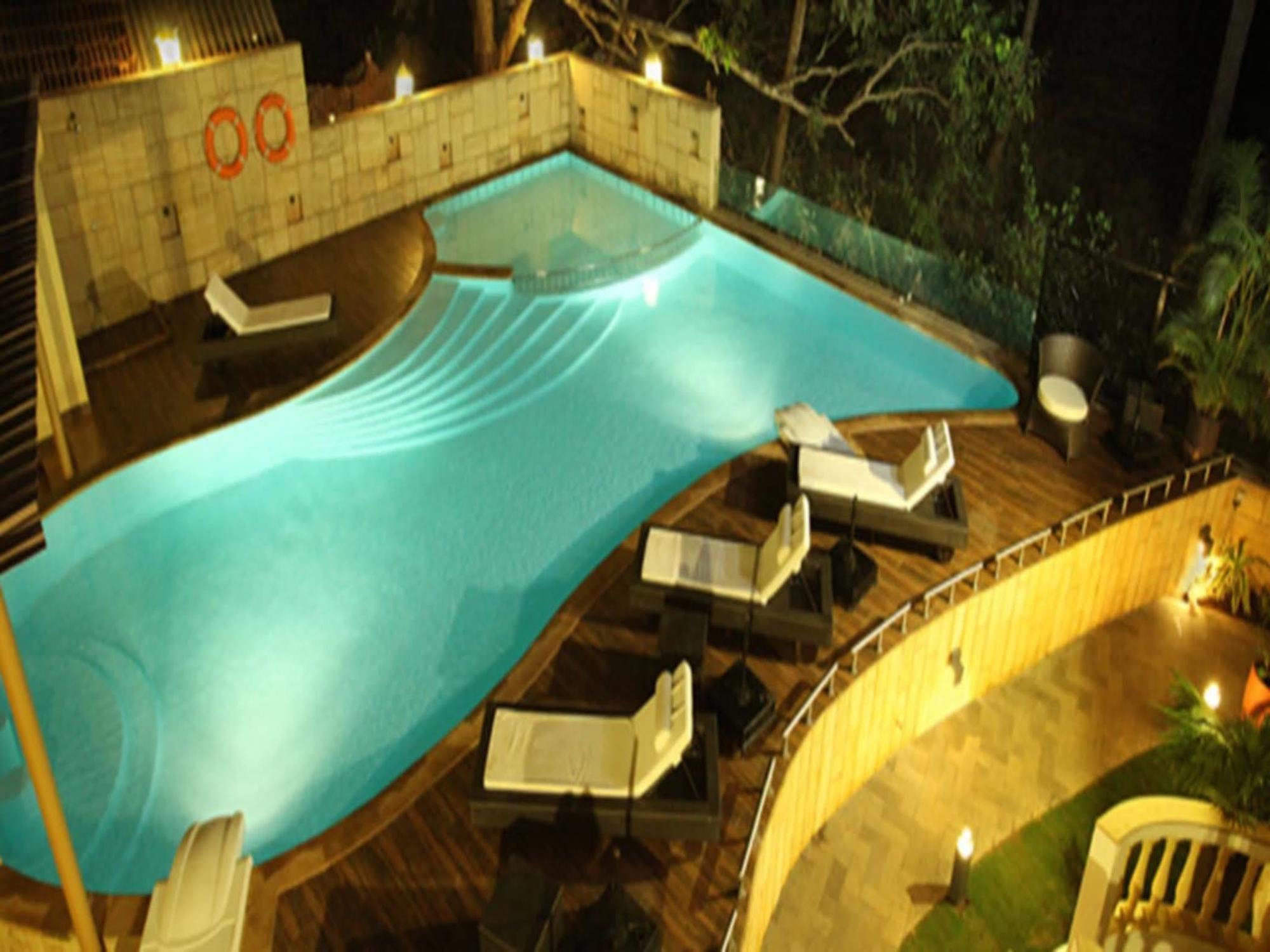 Hotel Coco Goa Arpora Zewnętrze zdjęcie