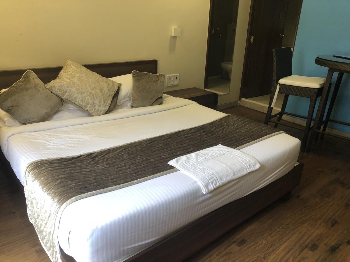 Hotel Coco Goa Arpora Zewnętrze zdjęcie