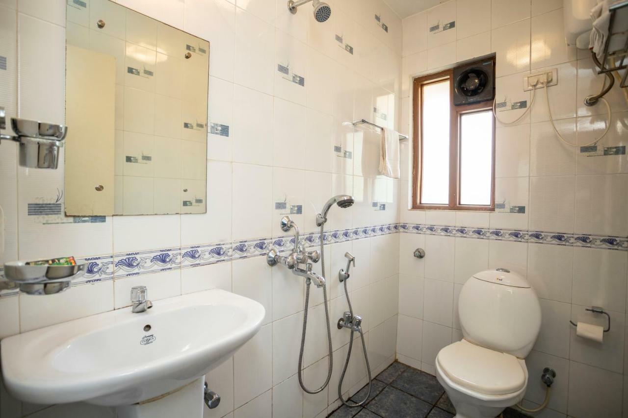 Hotel Coco Goa Arpora Zewnętrze zdjęcie
